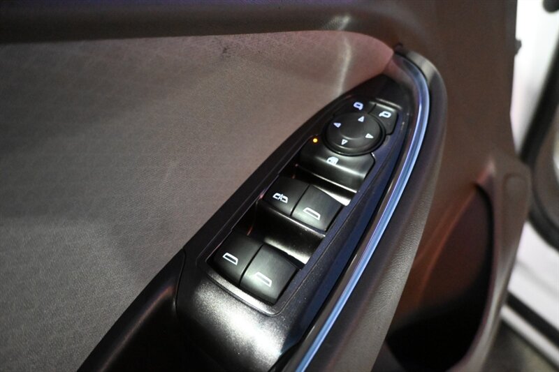 2016 Chevrolet Malibu Hybrid photo 20
