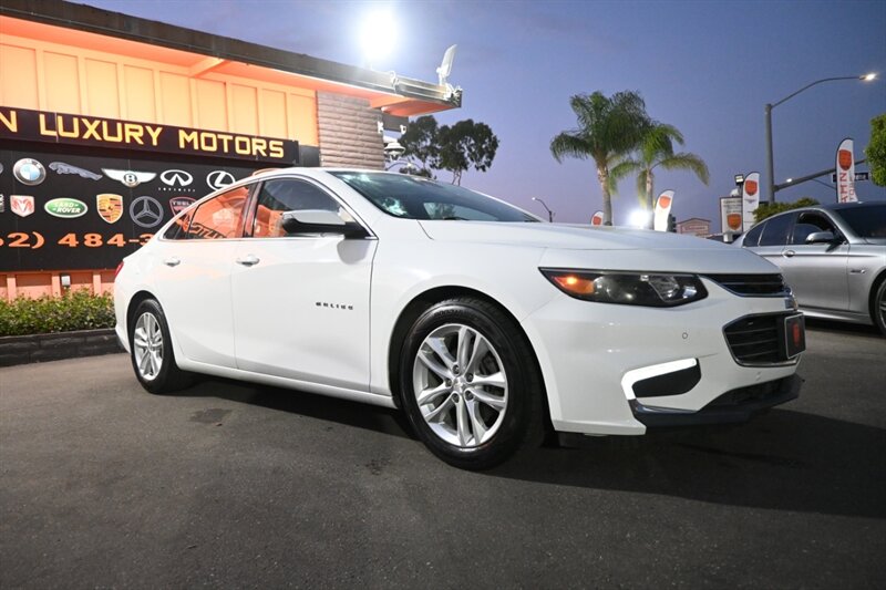 2016 Chevrolet Malibu Hybrid photo 14