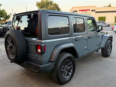 2025 Jeep Wrangler Sport S - Photo 11 - Norwalk, CA 90650-2241
