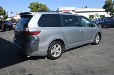 2015 Toyota Sienna LE 8-Passenger   - Photo 12 - Norwalk, CA 90650-2241