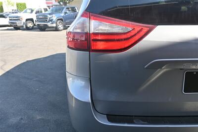2015 Toyota Sienna LE 8-Passenger   - Photo 9 - Norwalk, CA 90650-2241