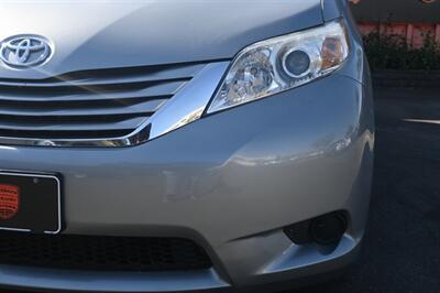 2015 Toyota Sienna LE 8-Passenger   - Photo 5 - Norwalk, CA 90650-2241