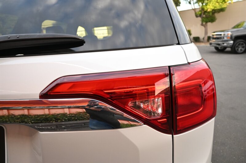 2017 Gmc Acadia Denali photo 6