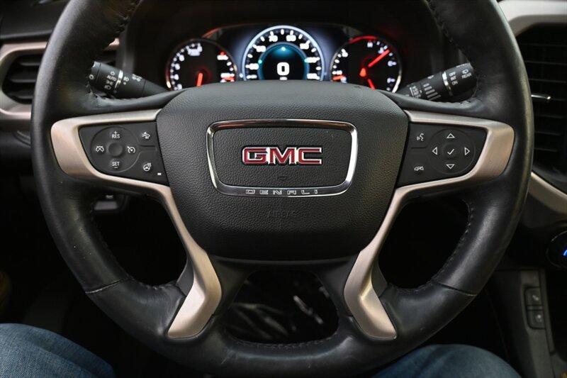2017 Gmc Acadia Denali photo 25