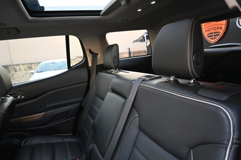 2017 Gmc Acadia Denali photo 40