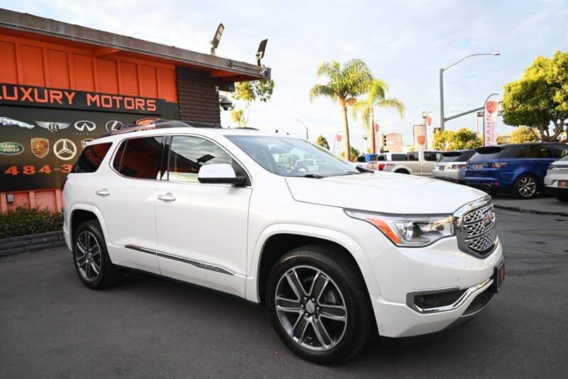 2017 Gmc Acadia Denali photo 11