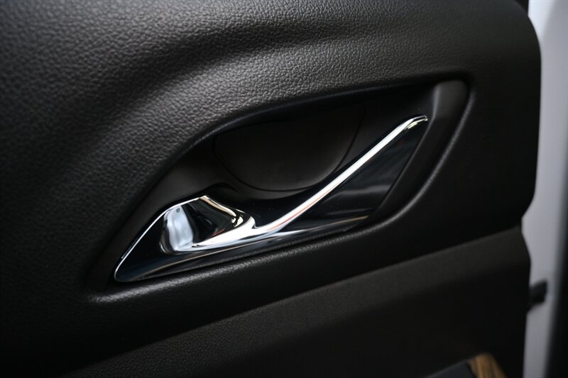 2017 Gmc Acadia Denali photo 38