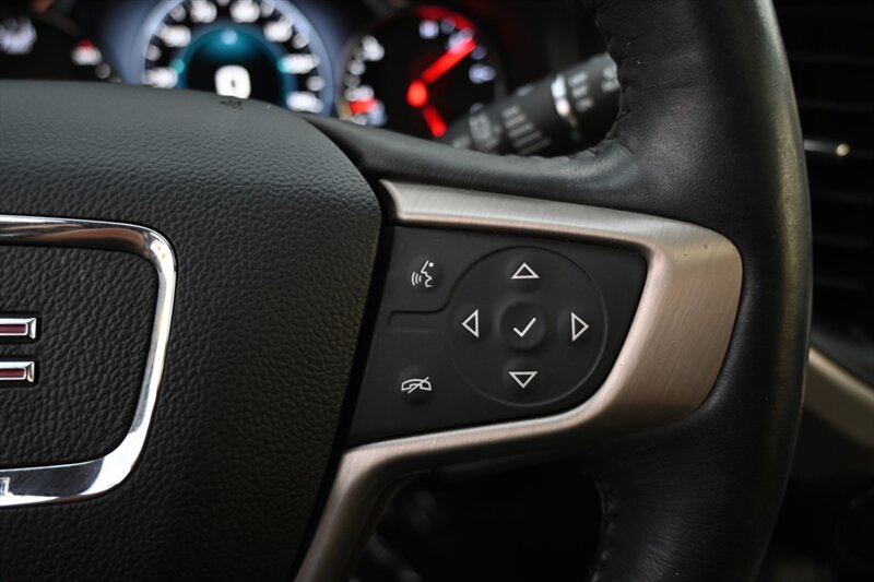 2017 Gmc Acadia Denali photo 29