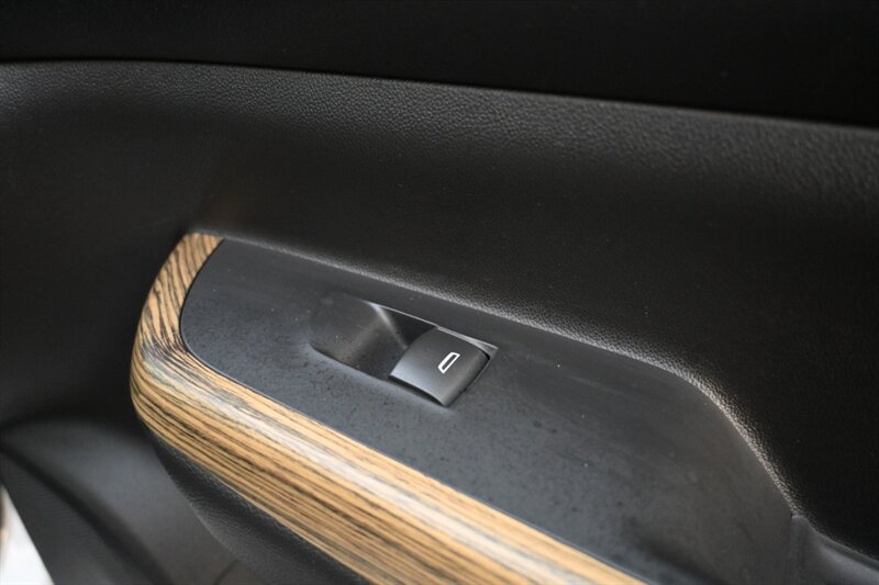 2017 Gmc Acadia Denali photo 56