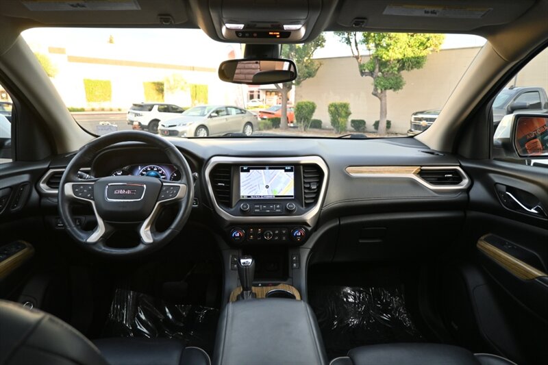 2017 Gmc Acadia Denali photo 45