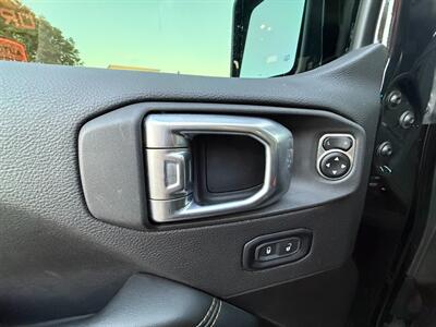 2025 Jeep Gladiator Texas Trail - Photo 14 - Norwalk, CA 90650-2241