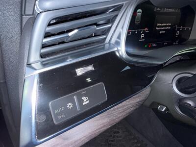 2021 Audi Q8 quattro Prestige 55 TFSI   - Photo 22 - Norwalk, CA 90650-2241