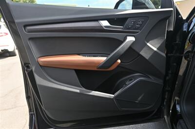 2022 Audi Q5 quattro Premium 40 TFSI   - Photo 17 - Norwalk, CA 90650-2241