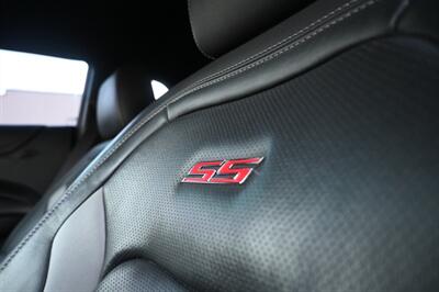 2016 Chevrolet Camaro 2SS   - Photo 33 - Norwalk, CA 90650-2241