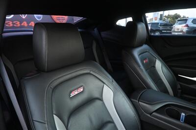 2016 Chevrolet Camaro 2SS   - Photo 61 - Norwalk, CA 90650-2241