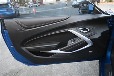 2016 Chevrolet Camaro 2SS   - Photo 24 - Norwalk, CA 90650-2241