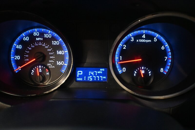 2012 Hyundai Genesis Coupe 3.8 Grand Touring photo 27