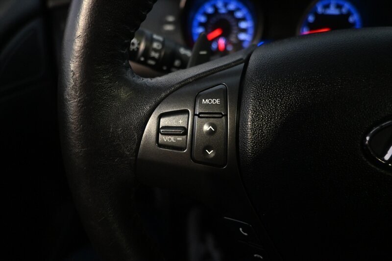 2012 Hyundai Genesis Coupe 3.8 Grand Touring photo 29