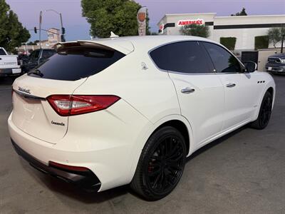 2019 Maserati Levante GranSport   - Photo 10 - Norwalk, CA 90650-2241