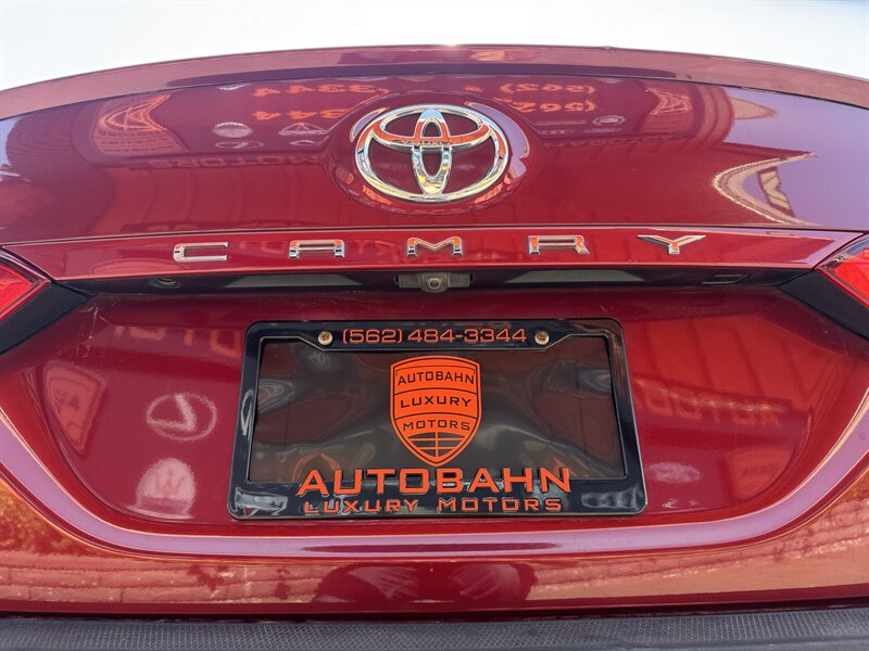 2018 Toyota Camry SE - Photo 13 - Norwalk, CA 90650-2241