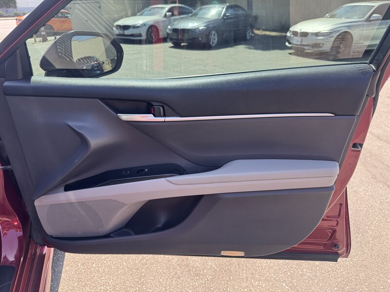 2018 Toyota Camry SE - Photo 39 - Norwalk, CA 90650-2241