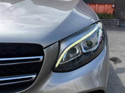 2019 Mercedes-Benz GLC GLC 300   - Photo 5 - Norwalk, CA 90650-2241