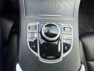 2019 Mercedes-Benz GLC GLC 300   - Photo 49 - Norwalk, CA 90650-2241