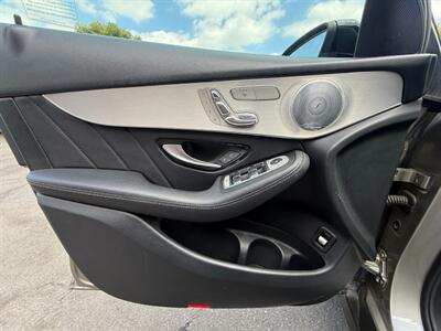 2019 Mercedes-Benz GLC GLC 300   - Photo 21 - Norwalk, CA 90650-2241