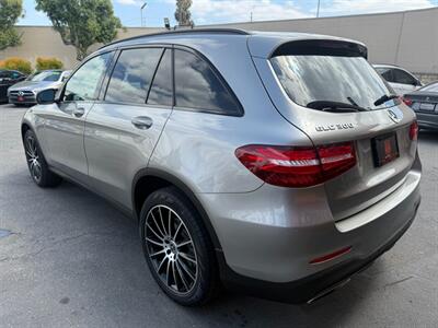 2019 Mercedes-Benz GLC GLC 300   - Photo 11 - Norwalk, CA 90650-2241