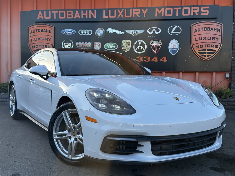 2017 Porsche Panamera