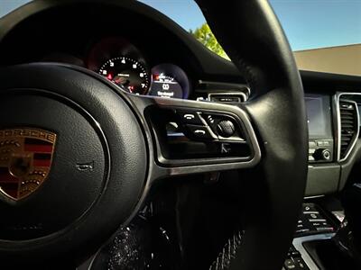 2018 Porsche Macan   - Photo 25 - Norwalk, CA 90650-2241