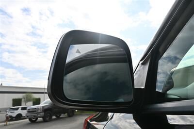 2018 Dodge Durango SRT   - Photo 20 - Norwalk, CA 90650-2241