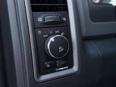 2016 RAM 1500 Express   - Photo 26 - Norwalk, CA 90650-2241