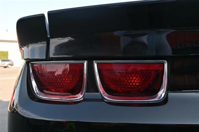 2011 Chevrolet Camaro SS   - Photo 17 - Norwalk, CA 90650-2241