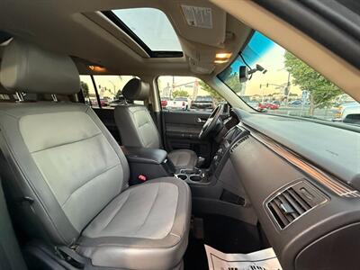 2019 Ford Flex SEL - Photo 34 - Norwalk, CA 90650-2241