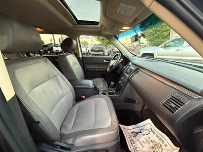 2019 Ford Flex SEL - Photo 33 - Norwalk, CA 90650-2241