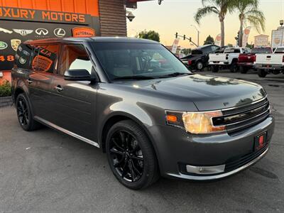 2019 Ford Flex SEL - Photo 13 - Norwalk, CA 90650-2241