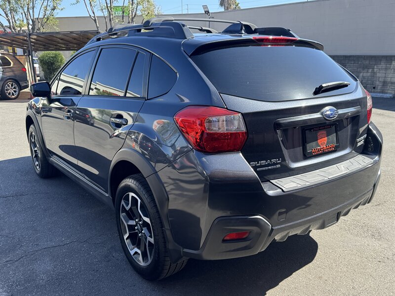 2017 Subaru Crosstrek 2.0i Limited - Photo 12 - Norwalk, CA 90650-2241