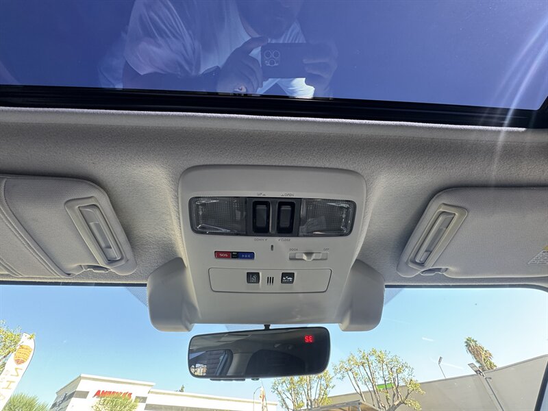 2017 Subaru Crosstrek 2.0i Limited - Photo 52 - Norwalk, CA 90650-2241