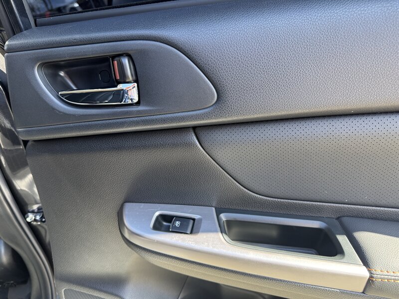 2017 Subaru Crosstrek 2.0i Limited - Photo 39 - Norwalk, CA 90650-2241