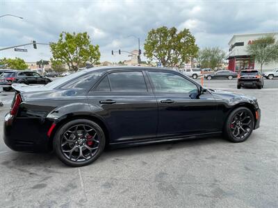 2019 Chrysler 300 S   - Photo 15 - Norwalk, CA 90650-2241