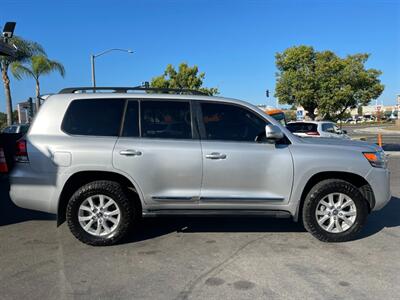 2019 Toyota Land Cruiser   - Photo 16 - Norwalk, CA 90650-2241