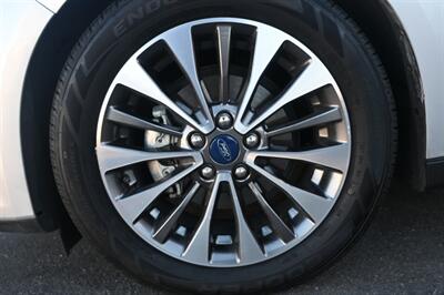 2018 Ford C-MAX Hybrid Titanium   - Photo 14 - Norwalk, CA 90650-2241