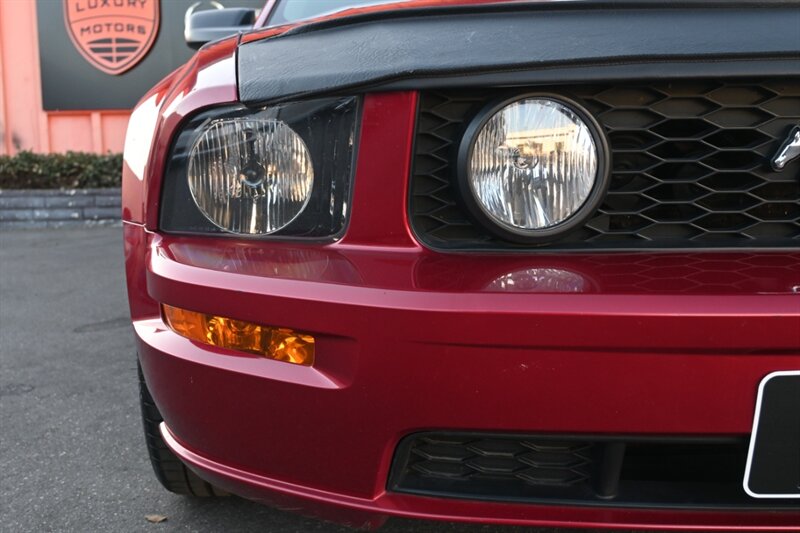 2006 Ford Mustang GT Premium photo 3