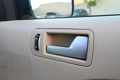 2006 Ford Mustang GT Premium   - Photo 39 - Norwalk, CA 90650-2241