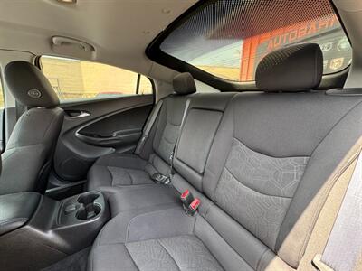 2018 Chevrolet Volt LT - Photo 32 - Norwalk, CA 90650-2241