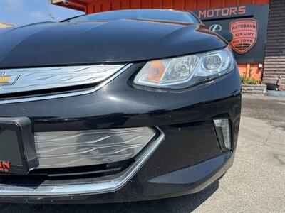 2018 Chevrolet Volt LT - Photo 5 - Norwalk, CA 90650-2241