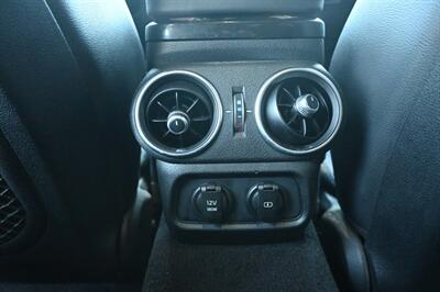 2018 Kia Stinger   - Photo 41 - Norwalk, CA 90650-2241