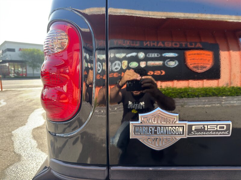 2002 Ford F-150 Harley-Davidson - Photo 12 - Norwalk, CA 90650-2241