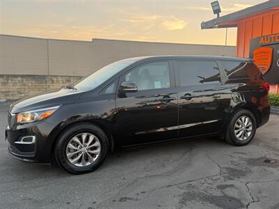 2020 Kia Sedona LX - Photo 7 - Norwalk, CA 90650-2241